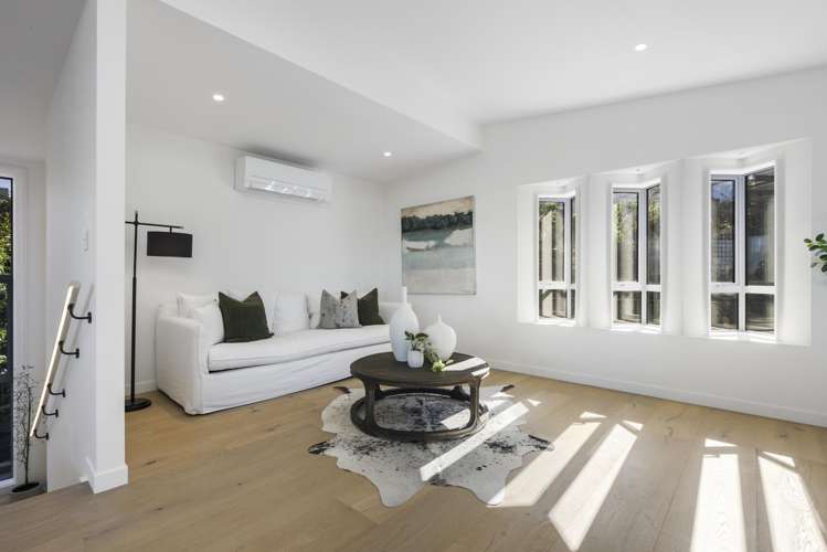 61A Churchill Road Murrays Bay_9