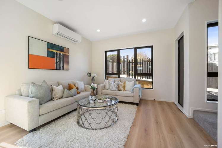 45A&B Commodore Drive_5