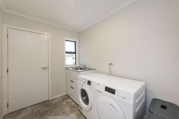 1 Serenity Crescent Kelvin Grove_25