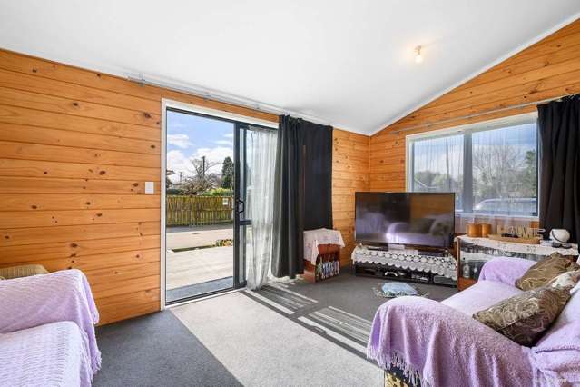 21A York Road Papatoetoe_2