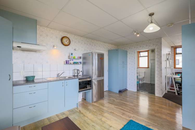 9 Commodore Place Britannia Heights_13