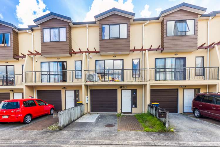 8/8 Margan Avenue New Lynn_13