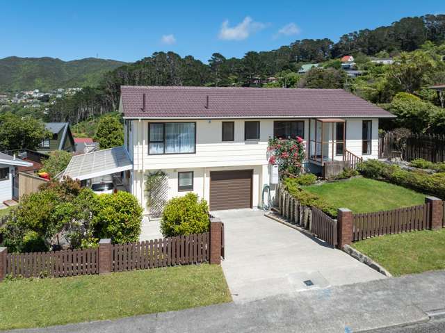 4-BEDROOM FAMILY HOME IN KARORI