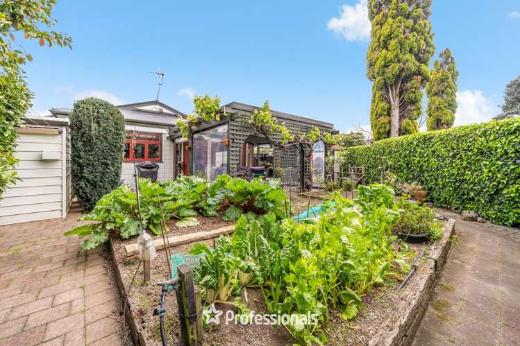 70a Hautana Street Woburn_17