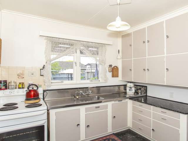 12 Forbury Avenue Takaro_4