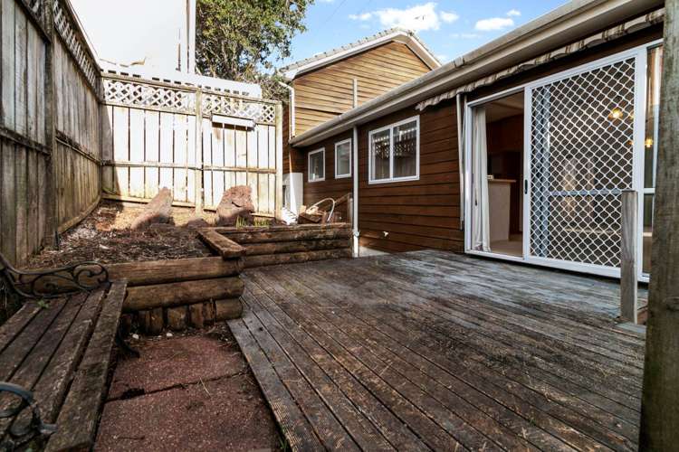 1/29 Stranolar Drive Mount Roskill_11