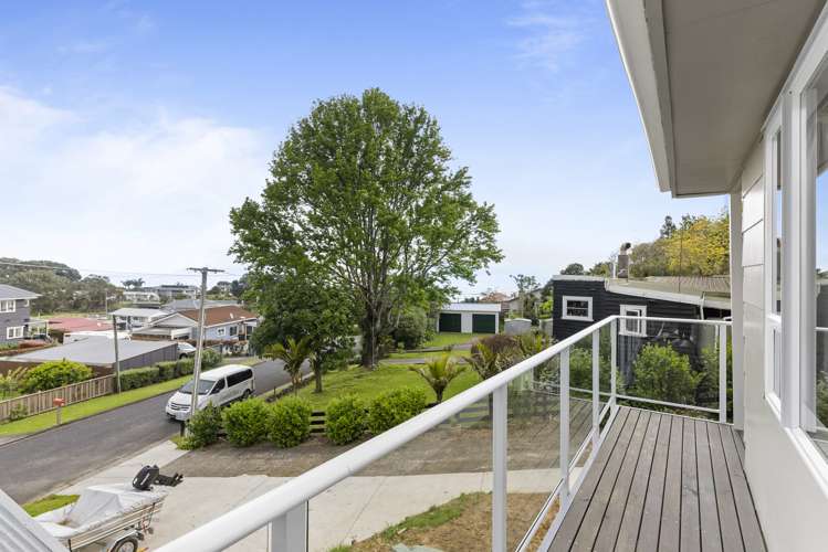 19 Trotter Avenue Waiomu_11