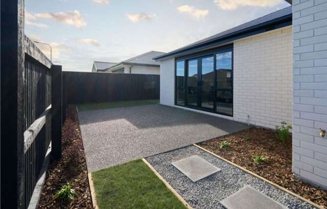 32 Monarch Drive Robinsons Bay_2