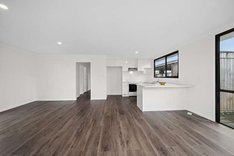 71 Heathdale Crescent_0