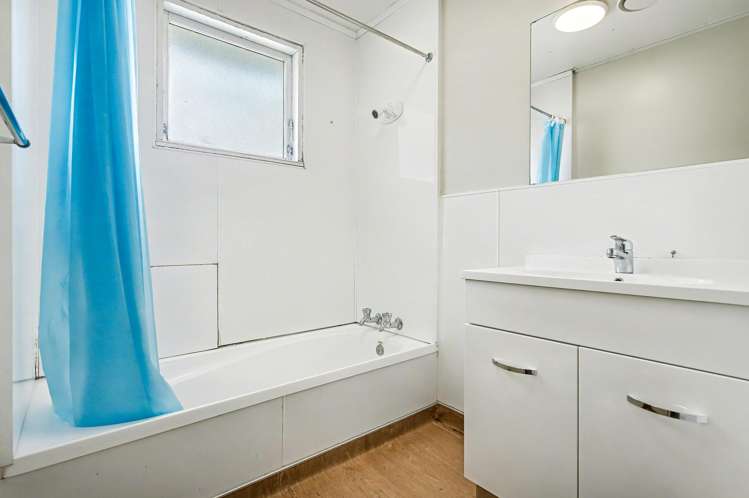 5 Cresta Place Onerahi_21