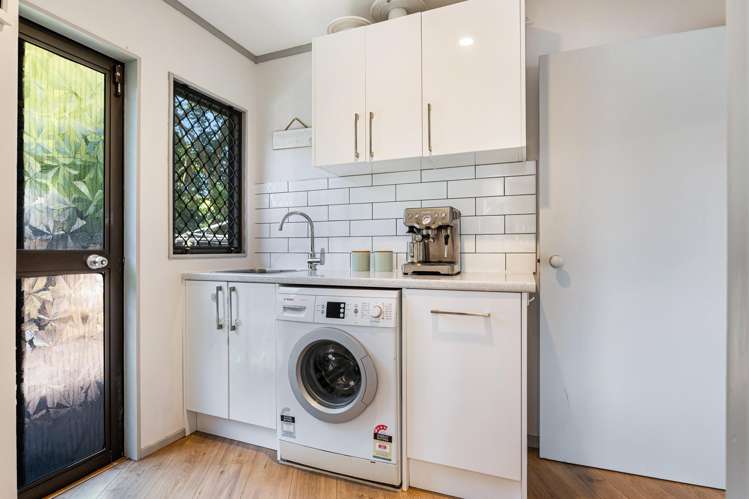 33B Brandon Road Manly_11