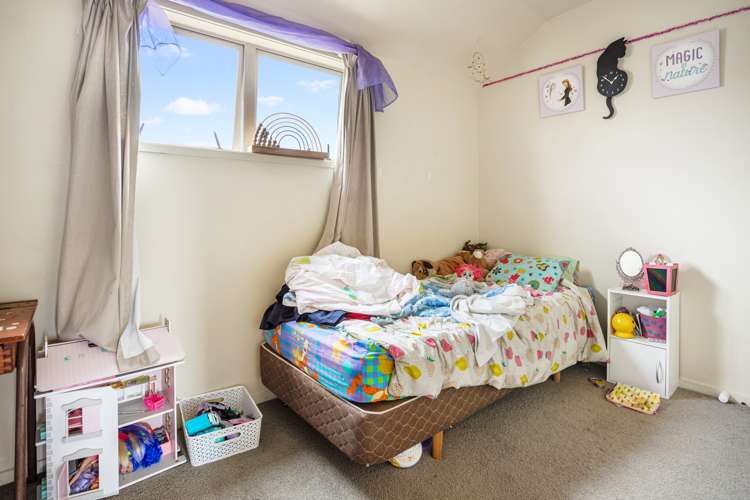 2/4 Keeling Road Henderson_11