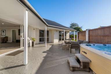 38C Dillons Point Road_3