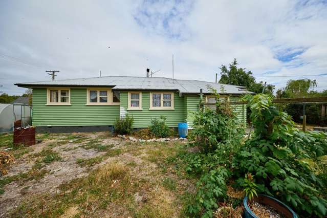 32 Leslie Street Waiau_1