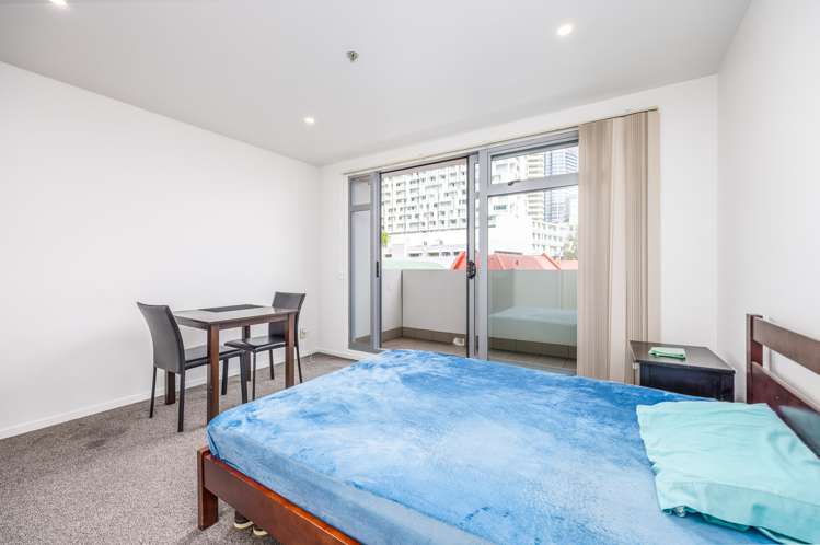 2d/32 Eden Crescent Auckland Central_7