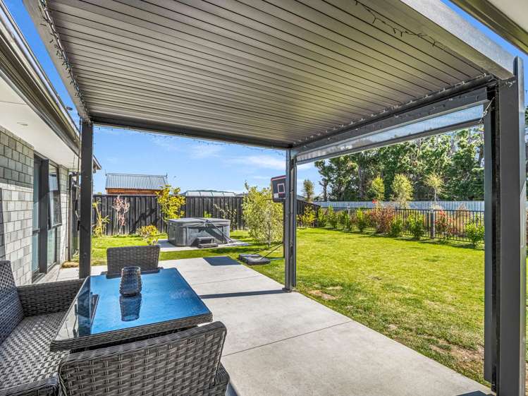 1 Cox Lane Amberley_7