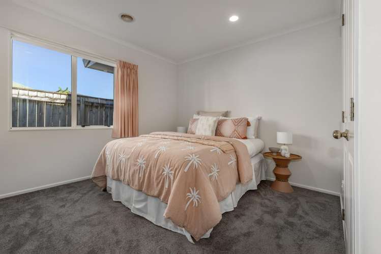 15 Runanga Grove Waikanae_12