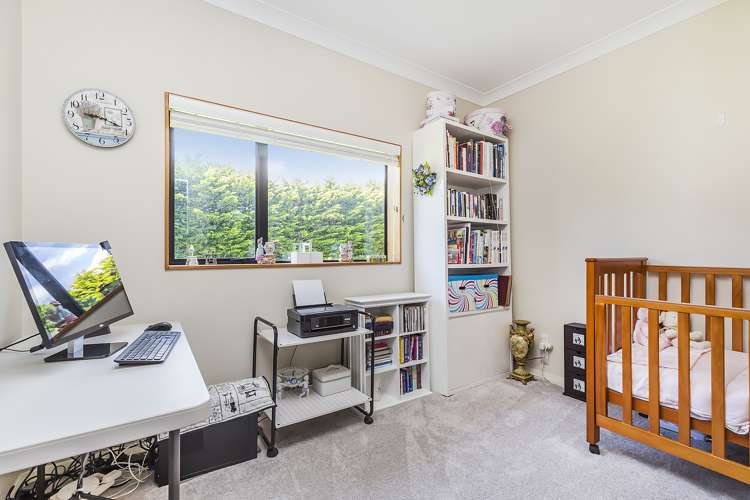 31 Gladys Scott Place Tawa_18