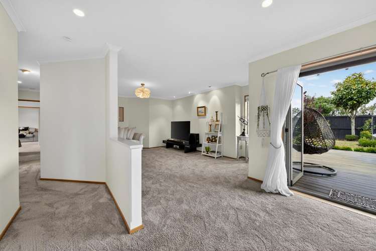 76 Fairway Drive Shirley_7