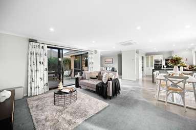 6 Compton Grove_2