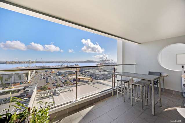 1308/18 Beach Road City Centre_2