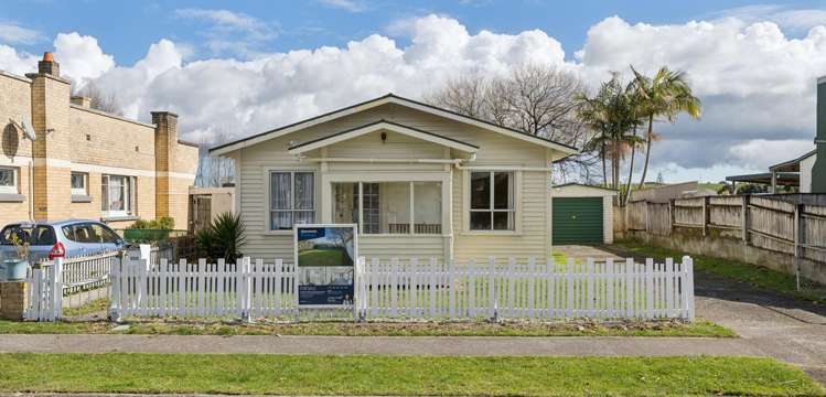 232 Great South Road_1