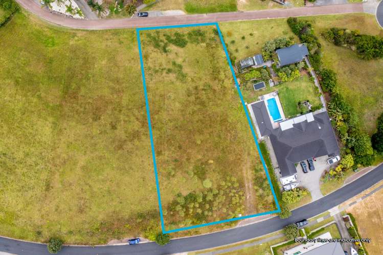 27 Balboa Drive Matakatia_13