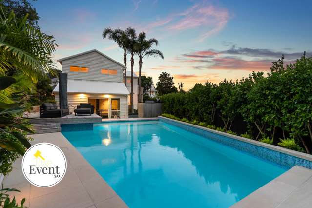 COASTAL ENTERTAINER'S DREAM - VENDORS HAVE BOUGHT!