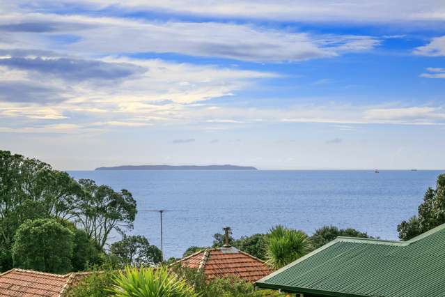 65 Churchill Road Murrays Bay_4