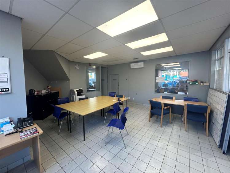 12A Vestey Drive Mount Wellington_6