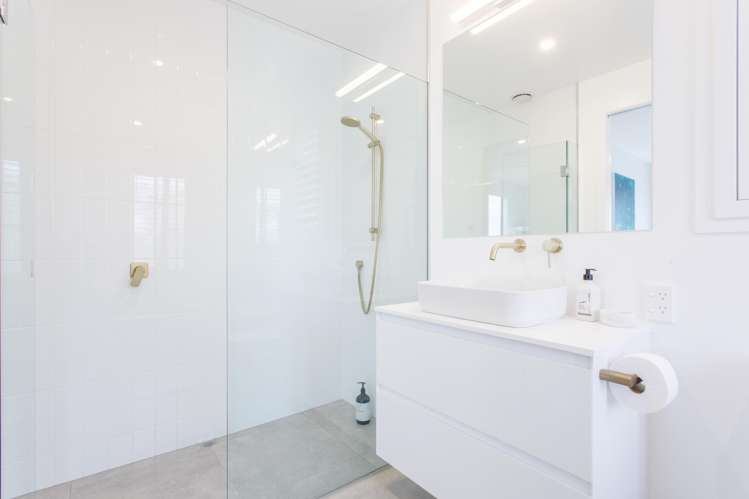 2 Fenton Avenue Wanaka_17