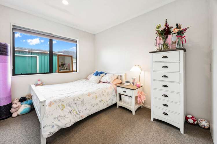 6 Disley Road Wattle Downs_17