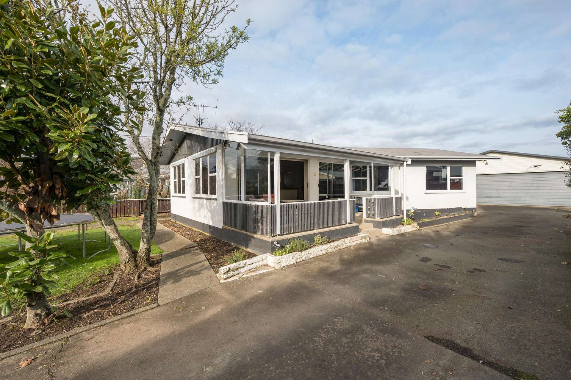 381 Lower Queen Street Richmond_0