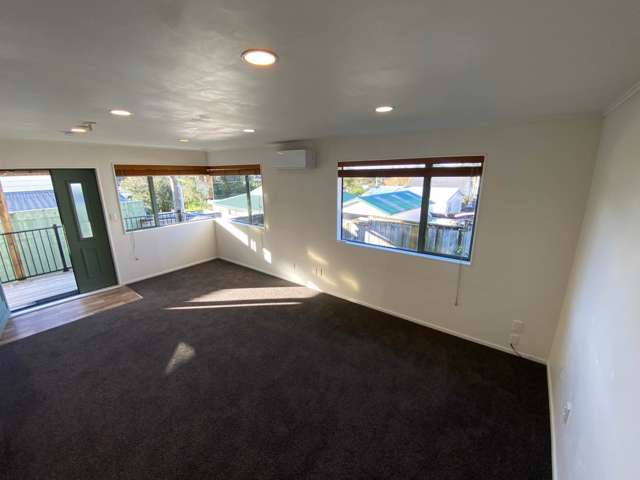 37 Pohutukawa Avenue Red Beach_1