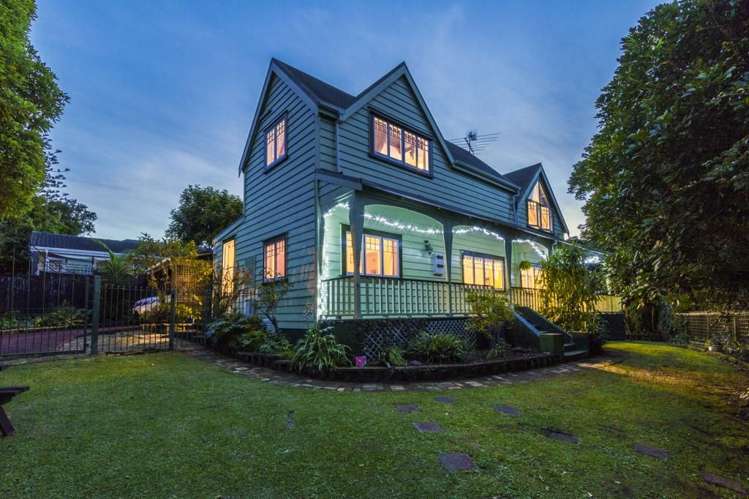9 South Lynn Road Titirangi_24