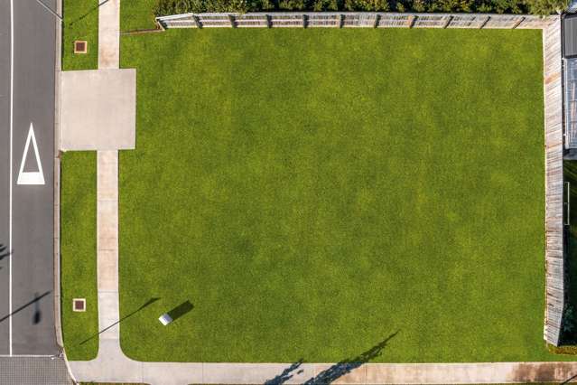 2 Kittyhawk Road Burleigh_2