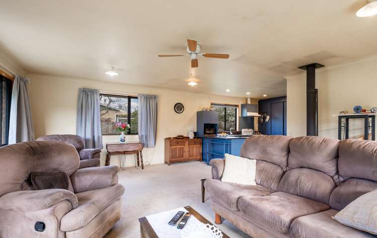 6 Whiting Drive_4