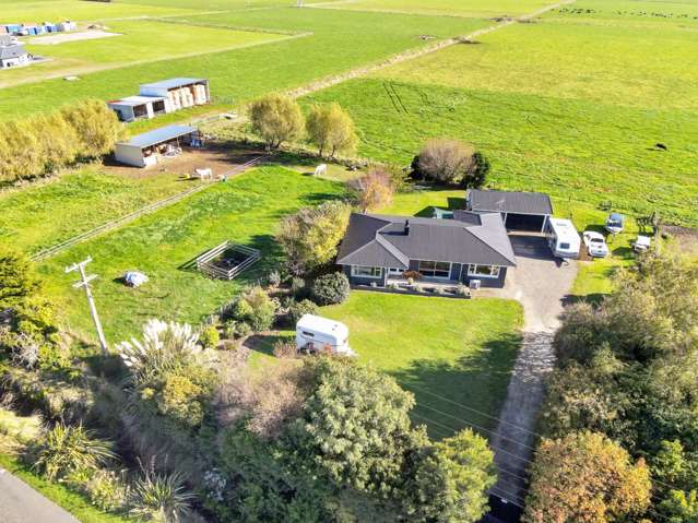 1.65 Acre Lifestyle Property in Kairanga