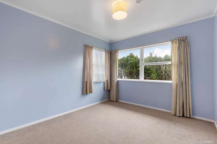 25 Meilland Place Glen Eden_7