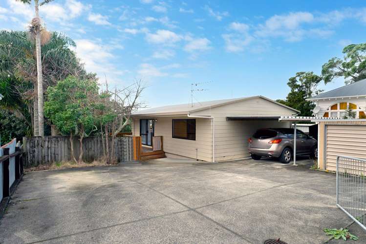 2/191 Don Buck Road Massey_18