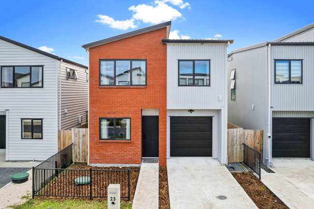 Bigger than it looks! - 4 Bedroom, 3 Bathrooms