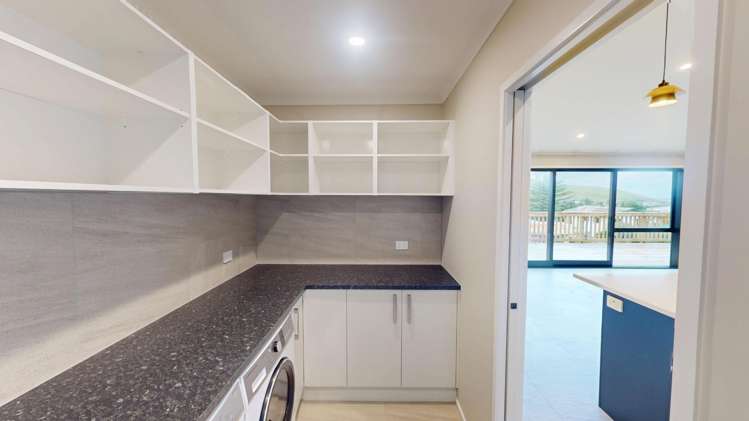 41 Mowhanau Drive 11473_4