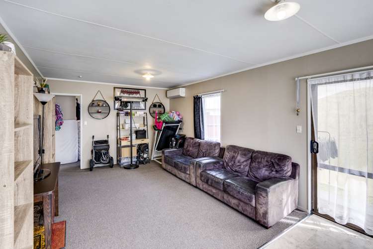 5 Tarbet Street Flaxmere_4