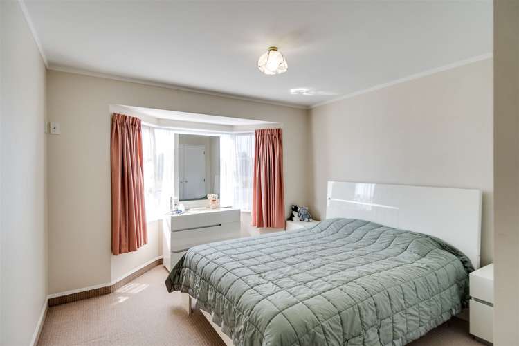 4a Spriggs Crescent Greenmeadows_7