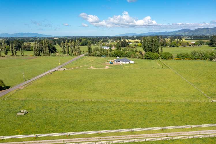 98 Thomas Road Carterton_5