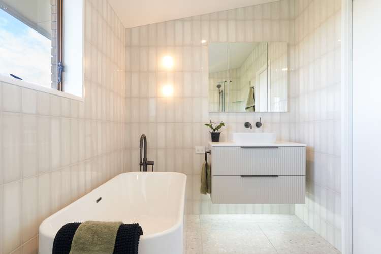 8 Ewan Place Taradale_11