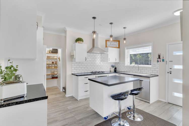 11 Ludlam Street Featherston_5