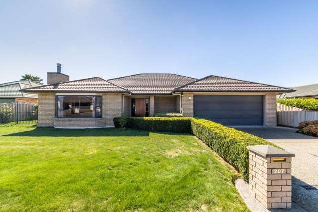 207 Frimley Oaks Frimley_1