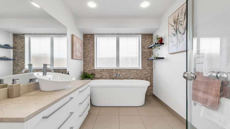 21 Constellation Avenue Beachlands_36