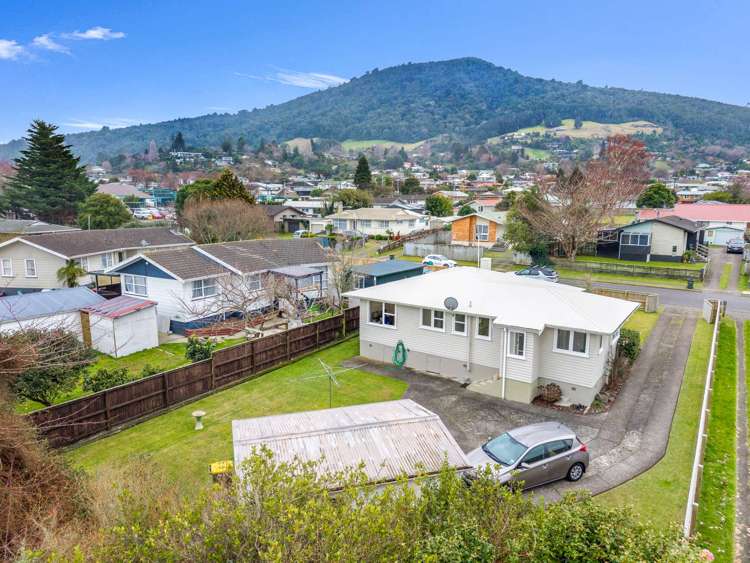 40 Roger Street Pukehangi_15